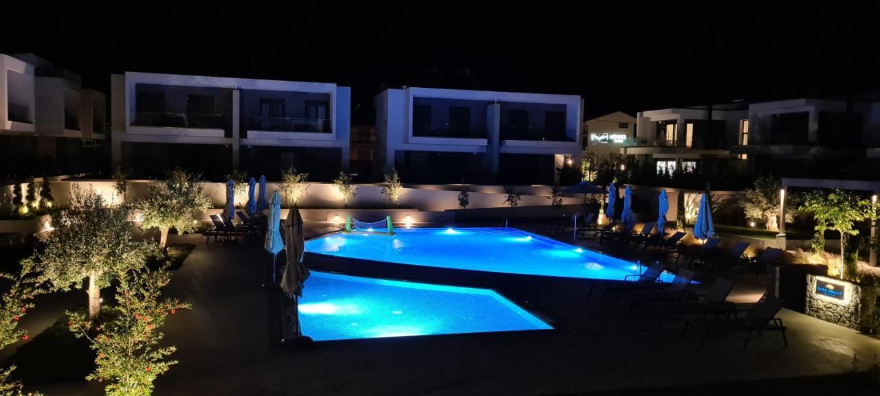 Callisto Luxury Suite Nikiti  Exterior foto
