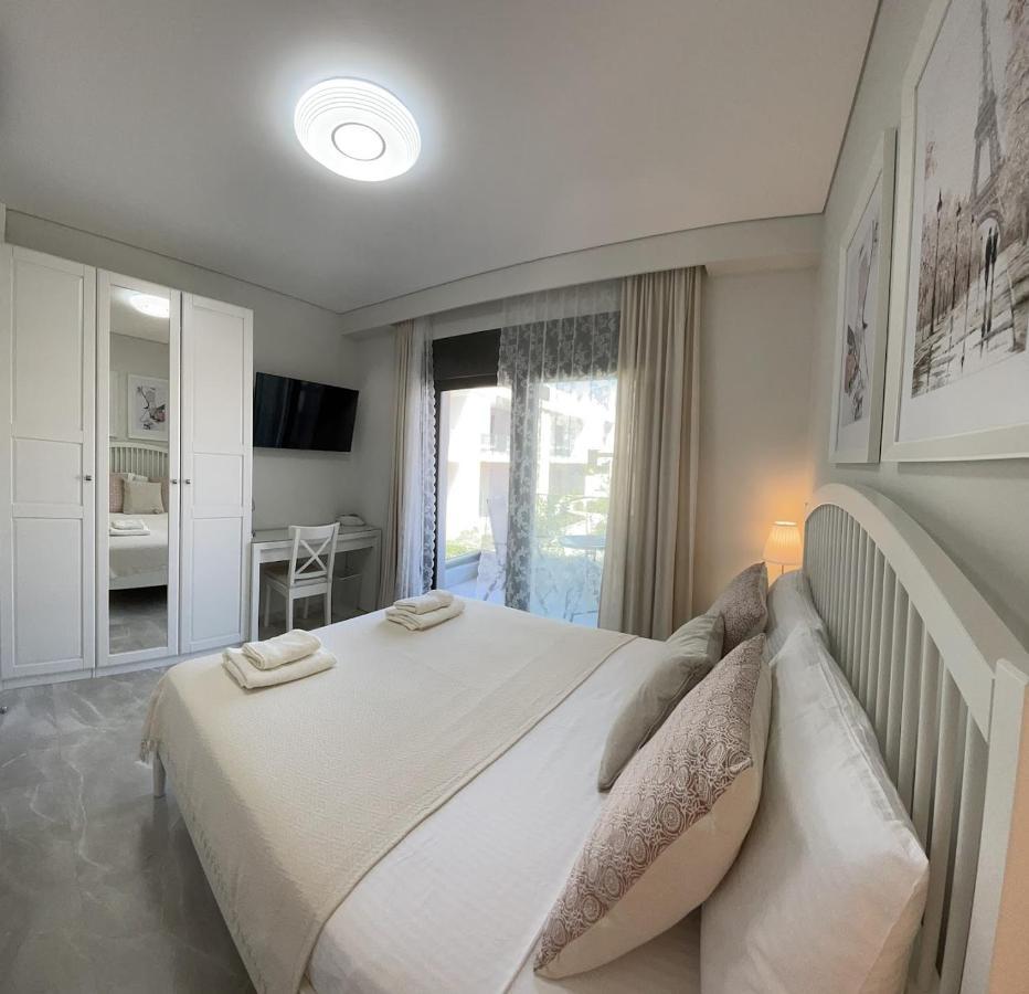 Callisto Luxury Suite Nikiti  Exterior foto