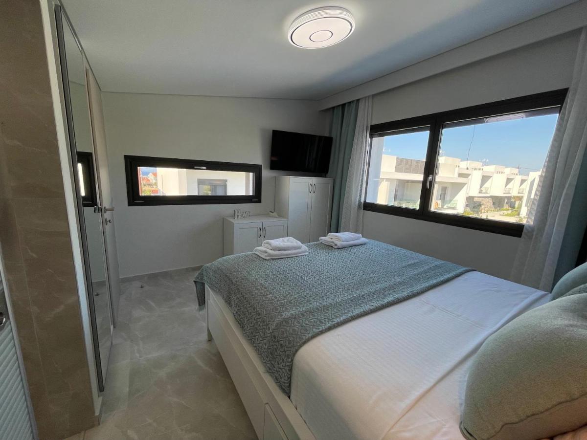 Callisto Luxury Suite Nikiti  Exterior foto